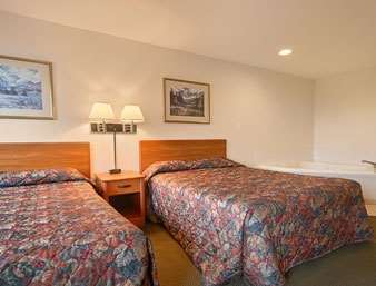 Super 8 By Wyndham Bedford Quarto foto